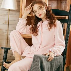 Sweet Cute Thick Warm Flannel Ladies Pajamas SetNumber：F606391553747
Fabric name: Flannel
Main fabric composition: polyester fiber (polyester)
Content of main fabric ingredients: 95 (%)
Product Category: Home Wear
Style: suit
Style: lively and cute
Thickness: thickened
Applicable gender: Female
Applicable people category: ladies
Function: comfortable, warm, breathable, home, leisure
Suitable seasons: Autumn and Winter 
Color: pink, blue
Size: S, M, L, XL Winter Sleepwear With Soft Texture, Comfortable Long Sleeve Sleepwear With Soft Texture, Comfy Long Sleeve Sleepwear With Soft Texture, Cozy Cotton Sleepwear With Soft Texture, Pink Cotton Sleepwear For Fall, Soft Long Sleeve Cozy Sleepwear, Cozy Long Sleeve Soft Sleepwear, Soft Winter Sleepwear For Sleepovers, Cozy Long-sleeve Soft Sleepwear