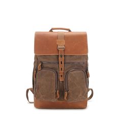 Experience functionality with our Waxed Canvas Backpack with Top-grain Leather. Stay organized on your daily commute with this waterproof bag. Waxed Canvas Backpack, Canvas Backpacks, Commuter Backpack, Backpack Laptop, Waterproof Bag, Leather Travel Bag, Backpack School, Leather Coin Purse, Waterproof Bags