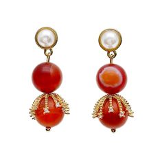 This pair of earrings features matte finished red agate with pearls and Japan golden plated brass findings. It's pretty and feminine which can be worn with dress or blouse from day to night for daily life and special event. Pair with red agate or coral necklace to complete your look. Also, this is a very lovely gift for birthday and anniversaries. It will be contained in a nice jewelry box with well packed. Baroque Pearl Jewelry, Baroque Pearls Jewelry, Nice Jewelry, September Birthstone Jewelry, August Birthstone Jewelry, July Birthstone Jewelry, Coral Earrings, Coral Necklace, Zodiac Jewelry