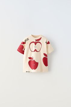 APPLE T-SHIRT - Stone | ZARA United States 2025 Inspiration, House Mafia, Fashion Poster Design, Textile Prints Design, Apple Prints, Swedish House, Spring 2025, Print Ideas, Baby Style