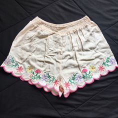 Nwot Plaided Shorts With Embroidered Flower Design Available In Small And Medium Bundle & Saveoffers Welcomefast Shipping Casual Summer Bottoms With Embroidered Hem, Casual Embroidered Hem Bottoms For Summer, White Cotton Bottoms With Embroidered Hem, Casual Bottoms With Embroidered Hem For Spring, Spring Cotton Embroidered Bottoms, Spring Embroidered Cotton Bottoms, Casual Floral Embroidery Bottoms For Vacation, Casual Floral Embroidered Bottoms For Vacation, Summer Cotton Bottoms With Embroidered Hem