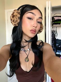 Disney Park Outfit, Adore U, Disney Park, Earmuffs, Disney Outfits, Cute Disney, Poses For Pictures, Cheetah Print, On Twitter