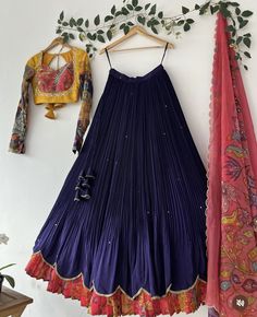 Summer Wedding Outfits Indian, Navratri Design, Lehenga Designs Latest, Bhavana Actress, Indian Dresses For Women, Sewing Easy, Child Dress