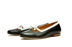 Just like sunny days this handmade leather ballet flats never goes out of style. Classic slip-on ballet will be the chic shoe you reach for again and again. Embellished with trim and knot bow to the side this round toe low cut vamp ballet is indispensable part of every woman’s wardrobe.Make your basics anything but basic. With cushioned insole they are made for everyday wear and walk for miles in style. Full leather outer, interior and sole.DETAILS:Full leather upper, lining and soleLeather and Summer Slip-on Ballet Flats With Rubber Sole, Black Flats For Spring Galas, Everyday Summer Ballet Flats With Round Toe, Leather Sole Ballet Flats For Summer, Chic Summer Ballet Flats With Rubber Sole, Leather Ballet Flats With Leather Sole For Summer, Summer Leather Ballet Flats With Leather Sole, Leather Slip-on Ballet Flats For Summer, Summer Ballet Flats With Leather Sole And Flat Heel