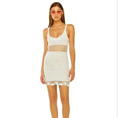 Nwot-Lisa Maree “The Left Turn” Mini Crochet Dress-Xs-White Brand New, Never Worn. The Left Turn Crochet Mini Dress By Lisa Maree Features An Under Bust Mesh Panel, Scalloped Edge Hem As Well As A Low Scooped Back, Perfect For The Beach To The Bar. Composition: 100% Cotton Xs *Only* The Item Listed In The Description Is For Sale. Any Other Items In Pictures Are Styling Suggestion- But Yes!!! They Are Also For Sale!! Purchase Individually Or I Will Bundle & Discount All Items To Complete Your Loo Fitted Beachwear Mini Dress For Brunch, Spring Bodycon Beachwear Dress, White Embroidered Mini Dress For Summer, White Asymmetrical Mini Dress For Summer, White Crochet Mini Dress For Vacation, White Knee-length Mini Dress For Beach, White Knee-length Mini Dress For The Beach, Beachwear Bodycon Mini Dress, Summer Party Crochet Bodycon Dress