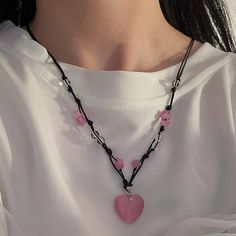 This Unique Piece Is A Wonderful Addition To Your Wardrobe And Your Style; Sure To Get Lots Of Compliments! Gsun0h50200hvqx Pull Tab Necklace Heart, Skz Beads Necklace, Cute Necklaces To Make At Home, Chain Aesthetic, Cool Personality, Chains Aesthetic, Kalung Manik-manik, Anting Manik, Buat Pita