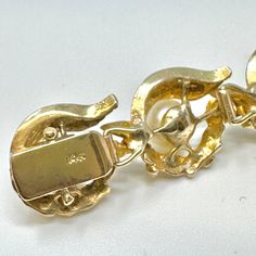 14K Gold Vintage 7.25" Bracelet with Pearls (includes appraisal, Value: $6,000) Designer = Jewelry Material = 14K Gold Gemstone = Pearl Condition = Good Location: Glencoe Item Number: 20229-16 Item ID: 281648 Category: Bracelet Elegant Diamond Jewelry With Box Clasp, Evening Yellow Gold Jewelry With Box Clasp, Formal Diamond Jewelry With Clasp, Classic Diamond Pearl Bracelet For Formal Occasions, Elegant Formal Bracelets With Clasp, Elegant Formal Bracelet With Clasp, Elegant Yellow Gold Jewelry With Clasp, Elegant Wedding Bracelets With Clasp, Elegant Wedding Bracelet With Clasp