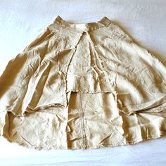 Very Exclusive Skirt 100% Linen And Cotton Usa 4 / Europe 38, Never Worn New. Imported From Spain No Marks, Excellent Condition. Fitted Linen Mini Skirt, Casual Fitted Skirt With Unfinished Hem, Asymmetrical Cotton Skirt In Beige, Fitted Linen Wrap Skirt With Lining, Beige Cotton Asymmetrical Skirt, Beige Asymmetrical Cotton Skirt, Fitted Linen Tiered Skirt, Cotton Skirt With Unfinished Hem, Summer Cotton Skirt With Unfinished Hem