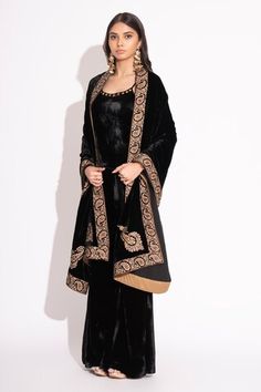 Black silk velvet stole with paisley and kashmiri embroidery. - Aza Fashions Stoles And Scarves, Kashmiri Embroidery, Jayanti Reddy, Anushree Reddy, Diana Penty, Rohit Bal, Tarun Tahiliani, Stole Scarf, Luxury Sale