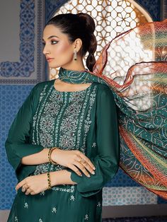 Salitex WK-00947UT Mehr e Gul 2022 – Sara Clothes Festive Green Unstitched Suit With Digital Print, Green Long Sleeve Suit For Eid, Green Printed Unstitched Suit With Long Sleeves, Green Unstitched Suit With Digital Print, Green Unstitched Long Sleeve Suit With Digital Print, Fitted Green Salwar Kameez With Digital Print, Green Digital Print Long Sleeve Sets, Green Sets With Digital Print And Long Sleeves, Green Long Sleeve Sets With Digital Print