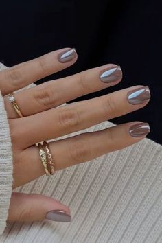 Brown Chrome Nails, Old Money Nails, Brown Chrome, Tan Nails, Money Nails