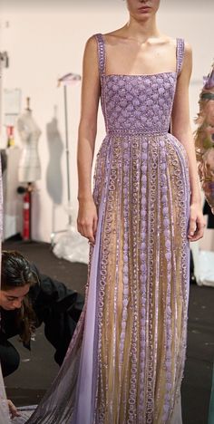 Elie Saab 2024, Gowns Dresses Elegant, Gorgeous Gowns, Elie Saab, Event Dresses, Couture Dresses, Purple Dress