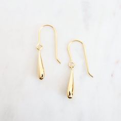 EAR-VRM Solid Long Droplet Earring in Gold Vermeil Classic 14k Gold Long Drop Earrings, Gold Linear Drop Earrings For Everyday, Gold Drop Linear Earrings For Everyday, Classic 14k Gold Linear Earrings For Gift, Minimalist 14k Gold Teardrop Linear Earrings, Classic 14k Gold Linear Earrings As Gift, Everyday Long Drop Gold Teardrop Earrings, Gold Long Drop Teardrop Earrings For Everyday, Everyday Gold Long Drop Teardrop Earrings