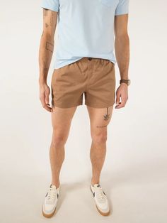 Our Original casual short that redefined the meaning of proper length shorts. These bad boys are kind of a big deal: they're made from our fanciest, most-technologically-advanced stretch casual fabric for the ultimate in movability and flexibility. They even feature an elastic waistband and an updated (read: improved, more comfortable) fit. Nothing will make your thighs look as good as these. Fabric: 98% cotton / 2% spandex Machine Wash Cold, Tumble Dry Low | Chubbies The Staples 4" Inseam Cotto Mens 5 Inch Shorts, Mens Summer Outfits Shorts, Preppy Mens Fashion Summer, Boys Short Shorts, Men’s Shorts, Short Shorts Men, Chubbies Shorts Men, Kai Fashion, Custom Audi