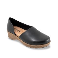 Softwalk-Addie Slip-On You'll never have to sacrifice classy style for comfort when you've got the Soft Walk Addie slip-on. Side cut-outs bring a modern touch to the leather slip-on, improved with a molded high-bouncing footbed for cushiony comfort. Trending Handbags, Black Slip On, Classy Style, Black Loafers, Side Cuts, Trending Sneakers, Black Slip Ons, Athletic Sneakers, Walking Shoes