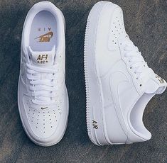 Nike Air Force 1 Women, Air Force 1 Women, Nike Fashion Sneakers, Boty Nike, Kicks Shoes, Tenis Nike, Streetwear Mode, Nike Air Shoes, Fresh Shoes