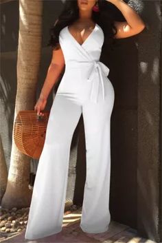 White Jumpsuits, Bandage Jumpsuits, Look Casual Chic, All White Party, Backless Jumpsuit, All White Outfit, White Jumpsuit