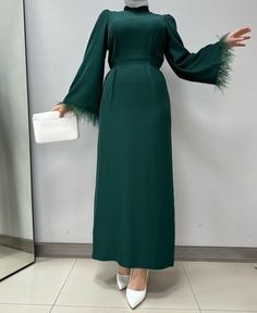 Simple Dresses For Hijab, Dresses Hijab Party, Soiree Skirts, Simple Hijab Dress, Outfit Hijab Ideas, Islamic Dress For Women, Stylish Outfits Casual, Blouse Casual Fashion