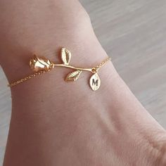 Knit Jewelry, Bracelet Flower, Rose Bracelet, Leaf Bracelet, Bangles Jewelry Designs, Hand Bracelet, Etsy Bridesmaid Gifts, Unique Bracelets, Flower Bracelet