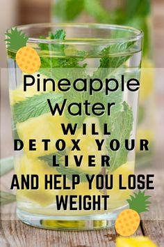 Pineapple Water Recipe, Fedtforbrændende Mad, Detoxify Your Body, Body Detox, Water Recipes, Detox Water