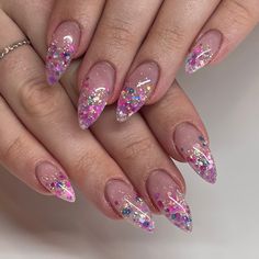 Glitter Confetti Nails, Summer Nails Glitter Sparkle, Confetti Nails Acrylic, Spring Sparkle Nails, Encapsulated Glitter Nails, Spring Glitter Nails, Glitter Spring Nails, Flashy Nails, Glitter Tips