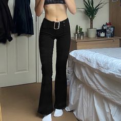 Black Flared Trousers, Chic Trousers, Retro Trousers, Black Trousers Casual, Korean Pants, Egirl Clothes, Streetwear Girl, Pants Vintage, Bootcut Pants