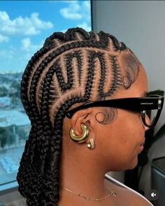 All Back Hairstyles, Zig Zag Cornrows Braids, Zig Zag Cornrows, Black Hair Protective Styles, Hair Braid Patterns, Cornrows Natural Hair, Short Box Braids Hairstyles, Braided Hair Tutorial