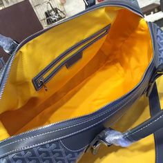 Peta - GOD Bags - 051 A+ Excellent Quality; Contact us if you've any questions in your mind. Goyard Bag, Leather Travel Bag, Leather Travel, Duffel Bag, Satchel Bags, Travel Bag, Evening Bags, Mini Bag, Bags Women