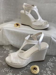 Anatomical base structure 6cm , 8 cm , 10 cm , 11 cm , 12 cm ,13 cm and 14 cm heel length options Special non-slip bottom sole Ivory or white color pltions An indispensable part of the wedding day . A combination of elegance and comfort. It is a product that you will feel as if you are wearing sports shoes with the comfort of padding heel. Platform Wedge Sandals With Round Toe For Wedding, White Wedge Heel Heels For Wedding, White Wedge Heel Sandals For Wedding, White Wedge Sandals For Wedding, Elegant Cream High Heel Wedge Sandals, Open Toe Platform Wedge Sandals For Wedding, Elegant White Wedge Sandals For Wedding, Elegant White Wedge Sandals For Formal Occasions, White Open Toe Platform Wedding Shoes