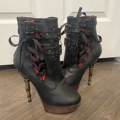 Brand New With Minor Flaws On The Back Above The Heel. See Pics. Turn Heads On Your Next Night Out With The Demonia Muerto 1030 Ankle Bootie. Finished With A Finger Bone Heel, This Eye-Catching Bootie Features A Back Zipper And Triple Buckle Straps. Black Ankle-high Boots With Red Sole, Black Edgy Platform Boots With Ankle Strap, Black Platform Boots With Ankle Strap, Black Lace-up Boots With Red Sole, Black Closed Toe Boots With Heel Loop, Black Ankle Boots With Red Sole, Party Boots With Red Sole And Lace-up Design, Party Lace-up Boots With Red Sole, Platform Boots With Ankle Strap For Night Out