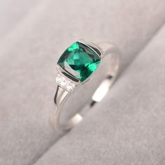 It is a lab emerald ring, sterling silver and 14k gold are both available for the metal, it is free to engrave inside the ring, all US size is available, if you want any customization, welcome to contact me Oval Sapphire Ring, Smaragd Ring, Cushion Cut Engagement, Green Sapphire Ring, Minimalist Engagement Ring, Cushion Cut Engagement Ring, London Blue Topaz Ring, Antique Engagement, Rose Engagement Ring