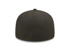 the new era 59fit fitted cap in dark grey with black stitching on the front