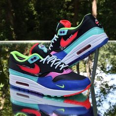 Nike Air Max 1 Parachute Men’s Size 8 Black Hyper Grape Multicolor CU4713-001 Air Max 1 Black, Nike Air Max Mens, Tinker Hatfield, Nike Models, Nike Air Max 1, Air Max 1, Sneaker Collection, Air Max, Nike Air Max