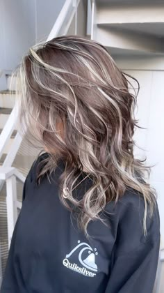 Hair With Brown And Blonde Highlights, Lock Color Hair, Dark Hair Blonde Halo, Brown And Blond Hair Ideas, Cute Hair Color Ideas For Brunettes, Blonde Hair With Dark Brown Highlights, Dark Brown And Blonde Hair Ideas, Blonde On Top And Brown Underneath, Boho Hair Color Ideas