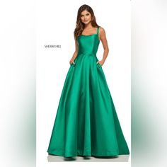 Elegant Brand New Sherri Hill Special Occasion Emerald Dress Size 12 (With Petticoat) Comes With Garment Bag Elegant Green A-line Dress, Formal Green A-line Dress, Green A-line Formal Dress, Green Full-skirt Wedding Dress, Green Full Skirt Dress For Formal Occasions, Green Dress With Fitted Bodice And Full Skirt, Emerald Dress, Emerald Dresses, Elegant Branding