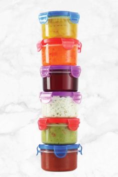 These affordable reusable condiment containers are perfect for dressings and dips in school lunches #backtoschool #schoolgear #schoollunch #parenting Lunch Box Accessories, Condiment Containers, Kindergarten Lunch, Printable Lunch Box Notes, Planet Box, Food Canisters, Cool Lunch Boxes, Reusable Snack Bag, Lunch Box Notes