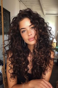 Perm Types, Long Curly Haircuts, Natural Curly Hair Cuts, Highlights Curly Hair, Brown Curly Hair, Colored Curly Hair, Curly Hair Inspiration, Permed Hairstyles, Curly Hair Tips