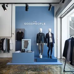 Eerste winkel The GoodPeople officieel geopend [foto's] - Textilia Vendor Booth Display, Clothes Shelves, Retail Store Display, Store Design Boutique, Retail Interior Design, 23 September, Jeans Store, Store Interiors, Cafe House