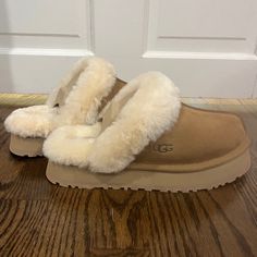 Never Worn Ugg Disquette Slippers In Size 9. They Are A Platform Style In The Classic Chestnut Color. I Am Selling Because I Need A Different Size. They Are New In Packaging With Stickers Still On. Ugg Platform Slippers, Ugg Flip Flops, Fuzzy Shoes, Platform Uggs, Ugg Dakota Slippers, Fuzzy Slides, Uggs Moccasins, Ugg Slides, Ugg Slippers Women