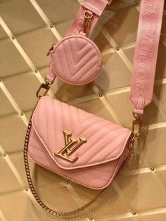 Bags SIZE 19*14*5CM Louis Vuitton Rainbow, Dream Bags, Fan Fashion, Celestial Necklace, Pink Purse, Purse Strap, Somali, Hermes Bag, Louis Vuitton Twist Bag