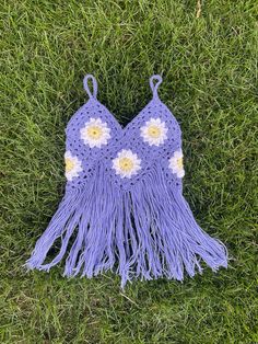 Handmade by me, this beautiful summer ready boho top is a summer favorite! This daisy crochet top thrives in water and is perfect for beach and lake day fun! Beautiful flowy fringe with granny squares handmade into a lightweight top. Plenty stretch within the yarn for easy wear and all day comfortability! Spreading happy, boho chic, hippy vibes!  Size fits: XS & Small  Color: periwinkle last photo is a modeled reference. Tank Tops Crochet, Hippy Vibes, Diy Crochet Top, Daisy Crochet, Hippie Vibes, B Cup, Summer Favorites, Boho Top, Granny Squares