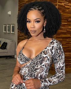 Brandee Evans, Cornrow Ponytail Hairstyles Black Women, Canerow Styles, Side Mohawk, Heat Free Hairstyles, Braiding Techniques, Half Cornrows, 3c Natural Hair, Mom Hair