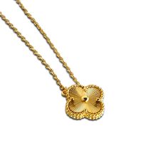 The Luxe Clover collection features this season'strendiest four-leaf clover designs. The four-leafclover pendant represents good fortune andprosperity. The perfect gift, wear it alone, or as an elegant set. 18K Gold Plated Stainless Steel 16in. + 2in. extender Elegant Yellow Gold Flower Pendant Necklace, Gold Flower Pendant Choker Necklace, Elegant Gold Flower Charm Necklace, Gold Chain Necklace With Flower Pendant, Elegant Gold Necklace With Detachable Pendant, Elegant Yellow Gold Round Pendant Flower Necklace, Elegant Yellow Gold Flower Necklace With Round Pendant, Elegant Flower Pendant Charm Necklace With Clavicle Chain, Elegant Flower Pendant Necklace, Tarnish Resistant