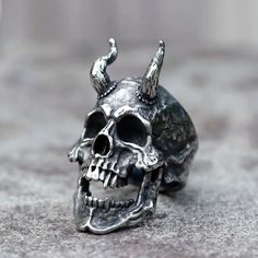 Retro Gothic Horned Satan Skull Ring Stainless Steel Skeleton Punk Signet Ring Devil Ring, Satanic Jewelry, Biker Ring, Goat Skull, Skull Accessories, Mens Skull Rings, Sophisticated Jewelry, Biker Rings, Punk Jewelry