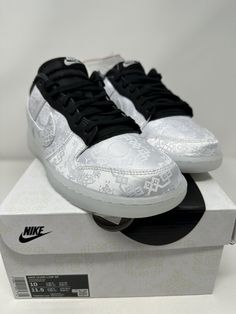 Cpfm Nike Dunk, Cpfm Nike, Converse Chuck Taylor Low, Nike Dunk Low, White Brand, Nike Dunk, Nike Dunks, Black Silk, Chuck Taylors