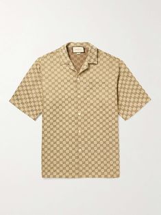 Shop GUCCI Camp-Collar Monogrammed Linen-Blend Jacquard Shirt, Explore the latest in-season GUCCI collection today on MR PORTER Vacation Outfits For Men, Gucci Menswear, Vintage Floral Shirt, Gucci Collection, Monogrammed Linens, Gucci Shirt, Jacquard Shirt, Outfits For Men, Summer Vacation Outfits