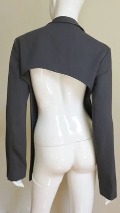 Jil Sander New Grey Silk Backless Jacket For Sale at 1stDibs | backless blazer Fitted Gray Business Top, Fitted Gray Top For Business, Gray Long Sleeve Blazer For Formal Occasions, Elegant Gray Long Sleeve Blazer, Modern Gray Blazer, Gray Fitted Top For Formal Occasions, Modern Gray Long Sleeve Blazer, Gray Fitted Formal Tops, Gray Long Sleeve Outerwear For Party