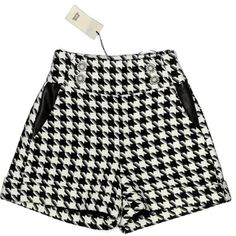 Rare! An Effortlessly Chic And Sexy Pair Of Shorts From River Island With A Nostalgic 1950s-60s Vibe! In 1950 Hounstooth Became A Favorite Of Christian Dior. He Loved The Pattern Symbolism So Much That He Packaged His First Fragrance Of Miss Dior In Mono Houndstooth Check. This Striking Pattern Makes A Big Comeback This Fall. It's One Of Those Hot Pieces That Are Easy To Throw On And Look Smashing. Cut From High-Quality Tweed Material (100% Acrylic). Features A Flattering High-Rise Waist, Glamor Tweed Material, Hot Pants Shorts, 60s Vibe, Sequin Shorts, Twill Shorts, White Houndstooth, Crystal Palace, Miss Dior, Mom Shorts