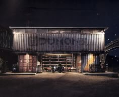 a motorcycle is parked in front of a building