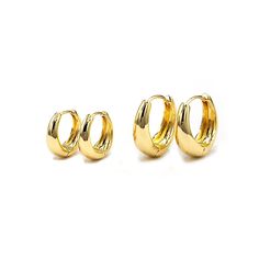 • Short Details: Hinged hoop earrings made with brass. The plating is 18K gold. Lead-free, Nickel-free. Hypoallergenic. Comes in 2 sizes - 16mm and 20mm in diameter. Thick Huggie Hoop Earrings in 18K Gold Plating are earrings that feature a teardrop-shaped hoop design with a thick, huggie-style. They are made with 18K gold plating, which provides a luxurious, shiny look that is both durable and long-lasting. These earrings are designed to be lightweight, making them comfortable to wear for exten Unique Fashion Jewelry, Chunky Hoop Earrings, Hoop Design, Huggie Hoop Earrings, Diy Jewelry Making, Teardrop Earrings, Gold Plating, Diy Jewelry, 18k Gold